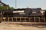 NS 4605 sits at the fuel racks in Glenwood Yard